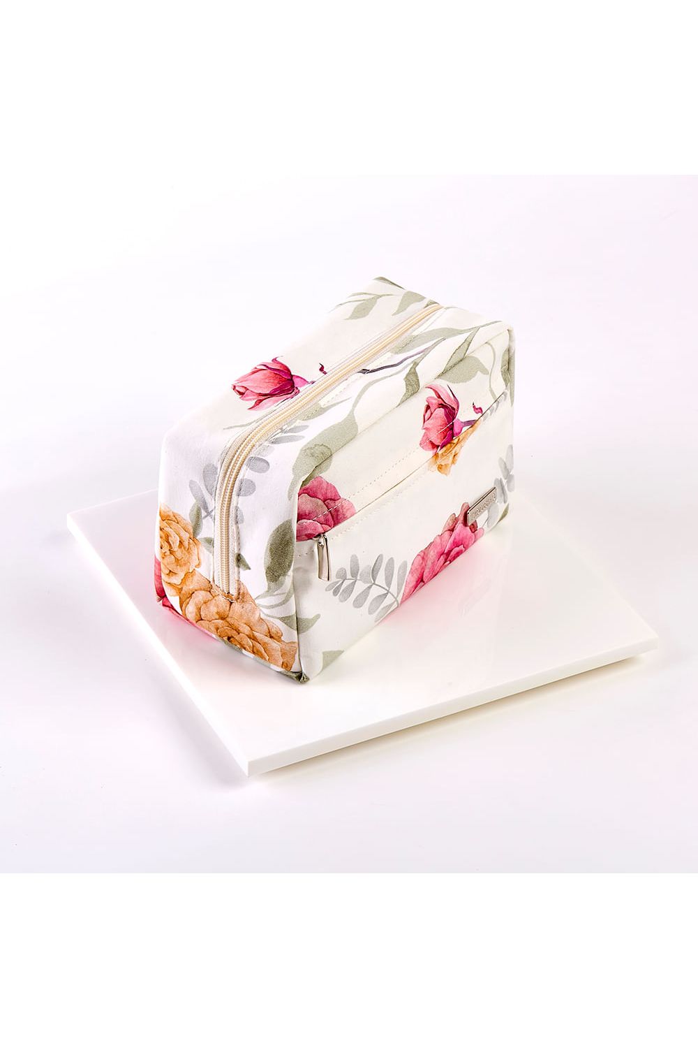 0904010728_151_4-NECESSAIRE-ROSES