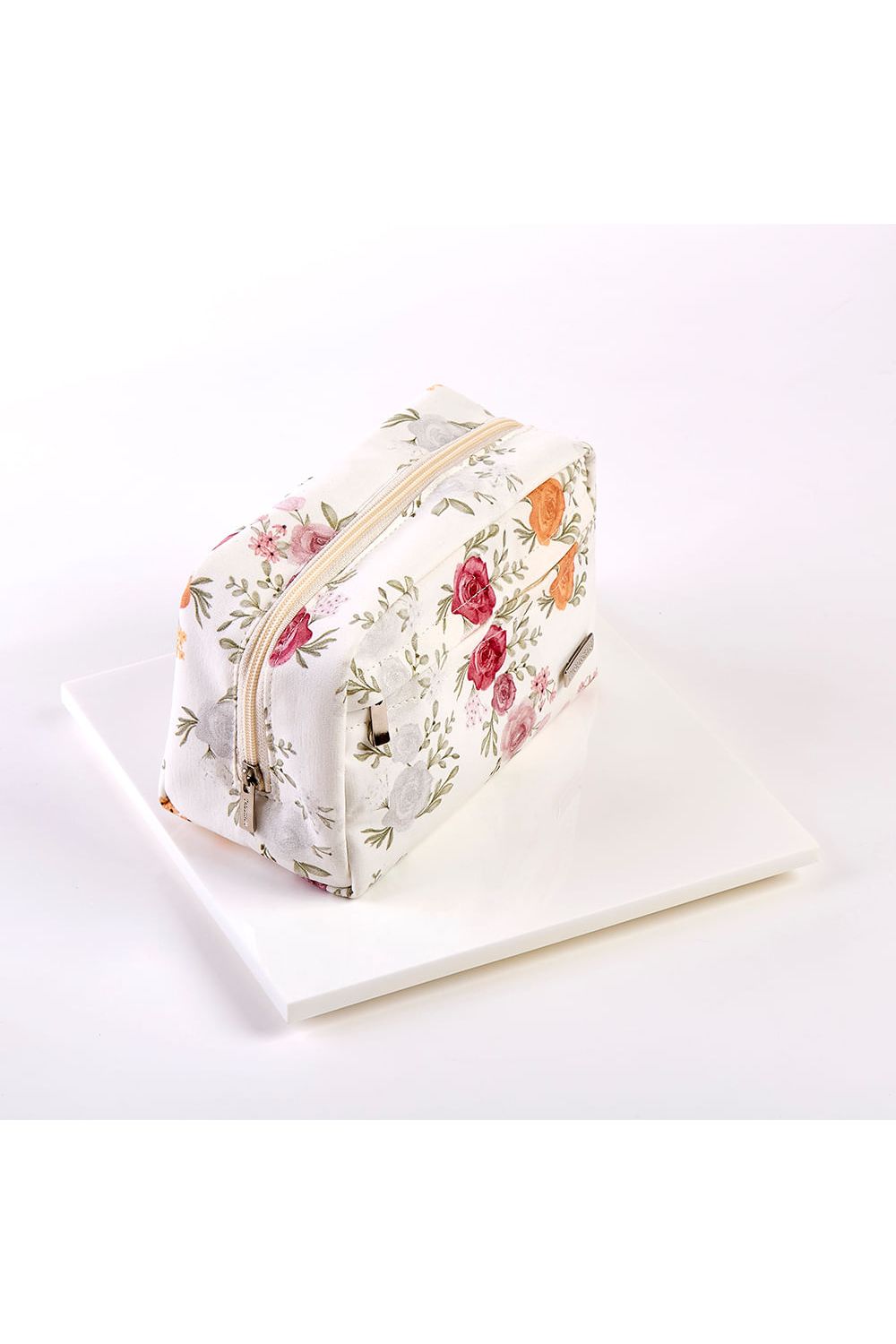 0904010727_151_4-NECESSAIRE-ROSES-BOUQUET